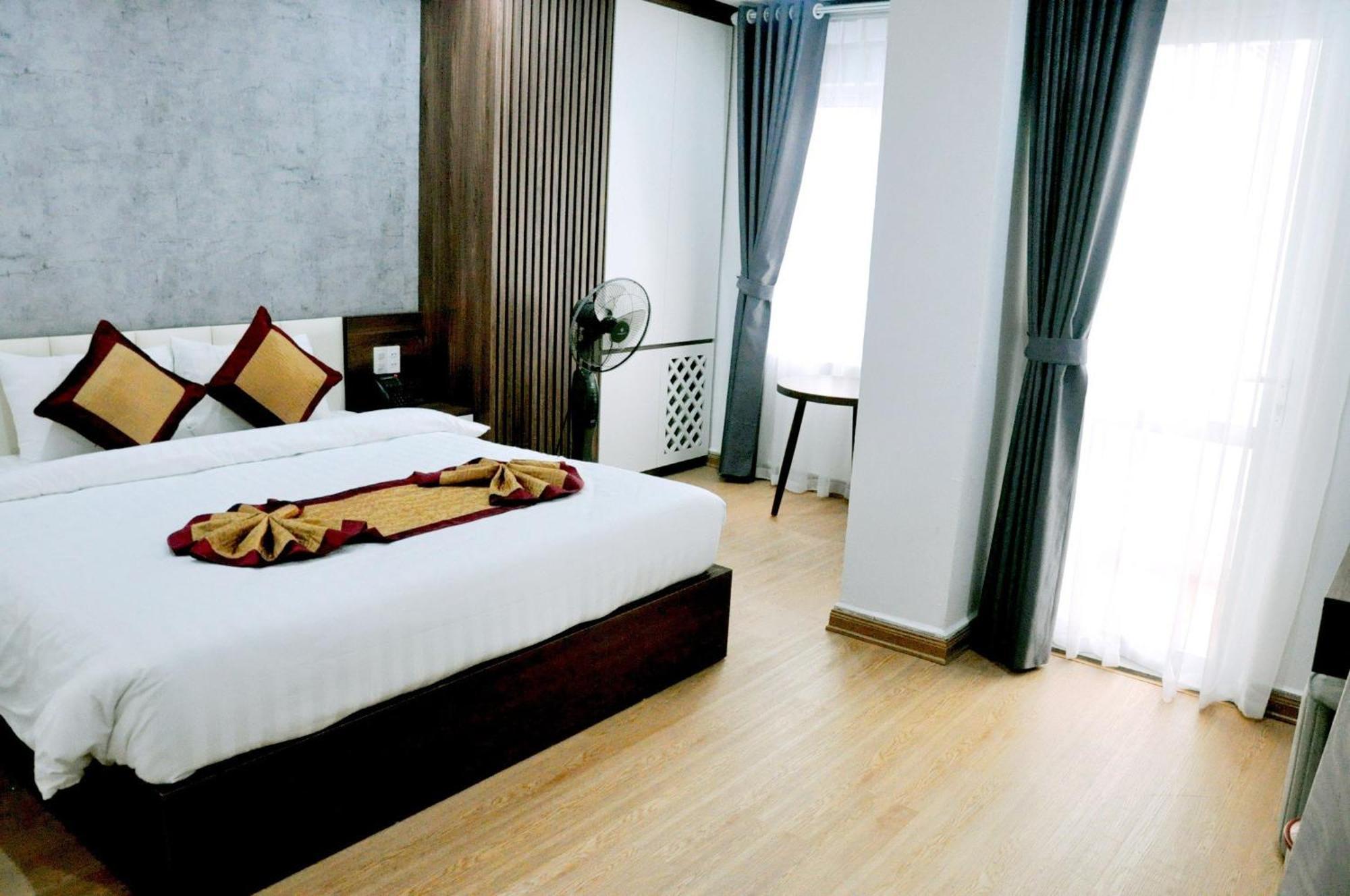 Hotel Khach San Kien Ngoc à Dong Khe Sau Extérieur photo